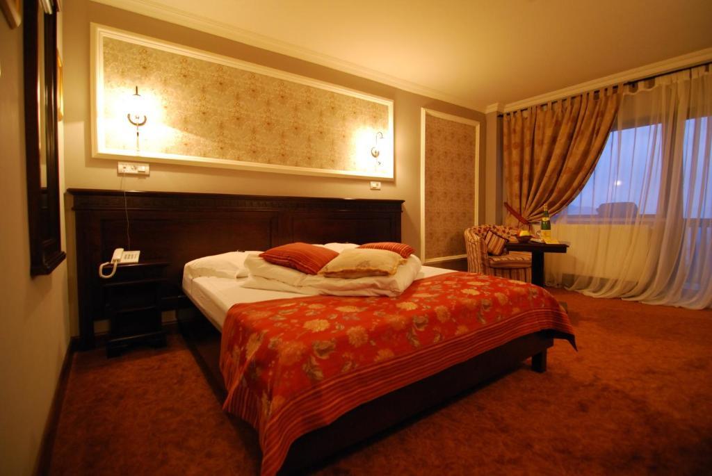Nobillis - Carpathian Residence Peștera Ruang foto